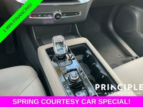 New 2026 Volvo XC90 B6 Plus w/ Protection Package Premier AWD/4WD image 16