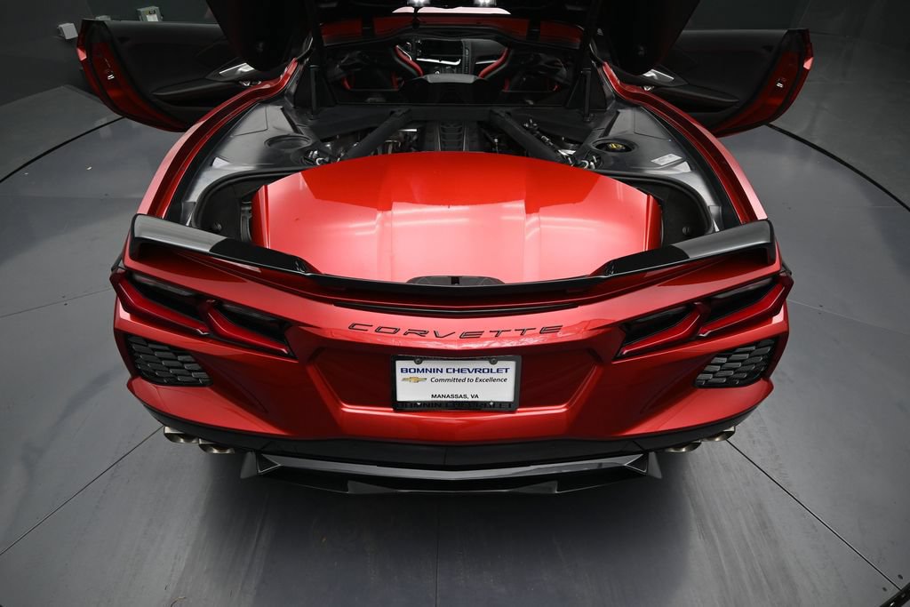 Used 2024 Chevrolet Corvette Stingray Coupe RWD image 11