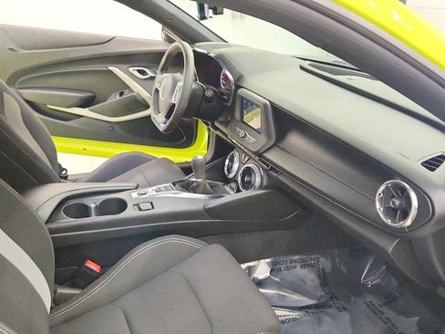 Used 2019 Chevrolet Camaro LT w/ 1LE Track Performance Package RWD image 28