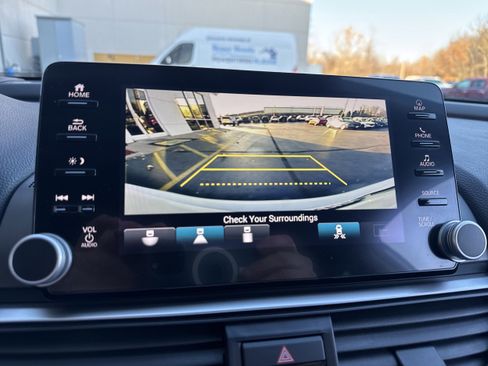 Used 2021 Honda Accord Touring image 20