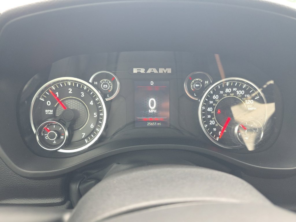 Used 2025 RAM 1500 Big Horn AWD/4WD image 17