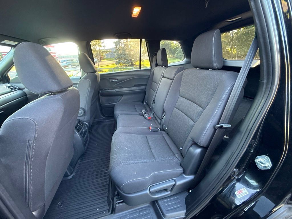 Used 2021 Honda Passport Sport image 10