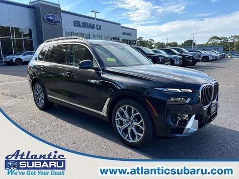 Used 2023 BMW X7 xDrive40i w/ Premium Package AWD/4WD image 1