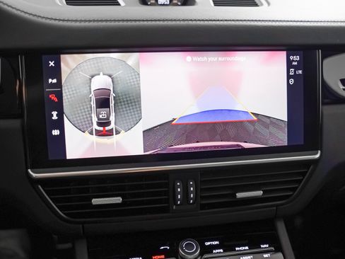 Certified 2023 Porsche Cayenne GTS AWD/4WD image 21