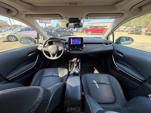 Used 2023 Toyota Corolla XLE image 11