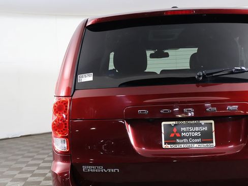 Used 2019 Dodge Grand Caravan GT FWD image 12