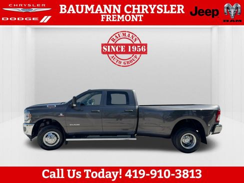 Used 2020 RAM 3500 Tradesman image 9