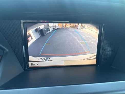 Used 2012 Mercedes-Benz GLK 350 2WD image 32