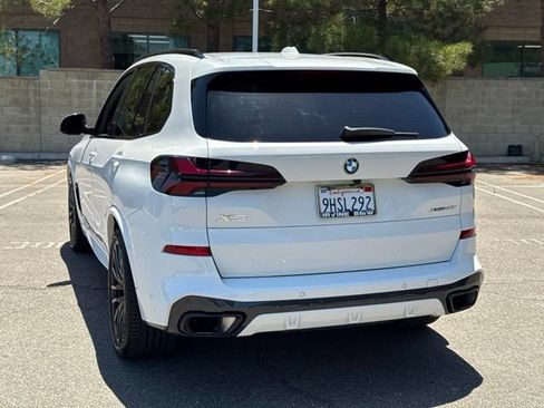 Used 2024 BMW X5 xDrive40i w/ M Sport Package AWD/4WD image 11
