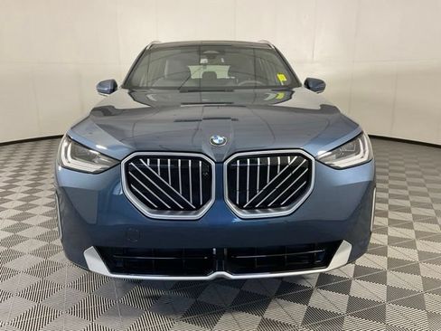 Used 2025 BMW X3 xDrive30i AWD/4WD image 2
