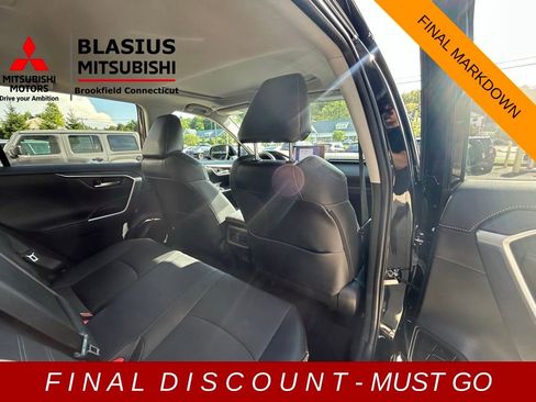 Used 2023 Toyota RAV4 Limited image 29