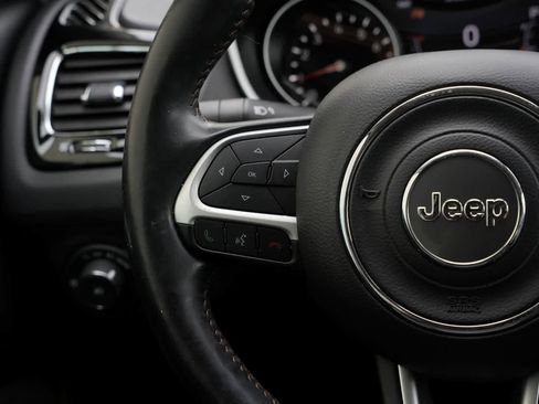 Used 2020 Jeep Compass Limited AWD/4WD image 10
