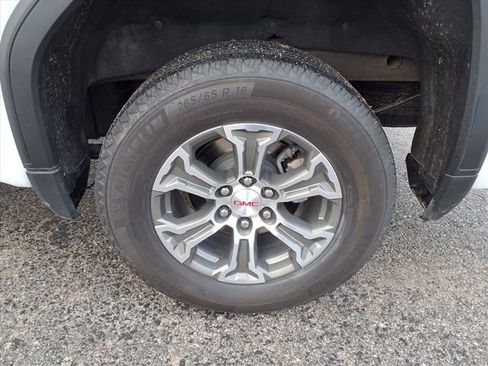 Used 2025 GMC Sierra 1500 SLT image 52