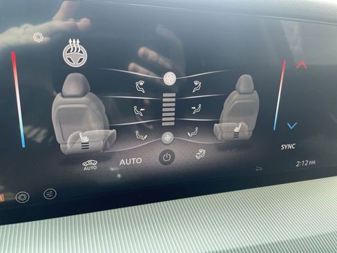 Certified 2025 Nissan Murano SL image 32