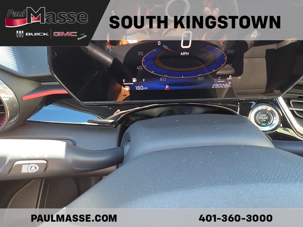 Used 2024 Chevrolet Trax RS w/ Sunroof Package FWD image 13