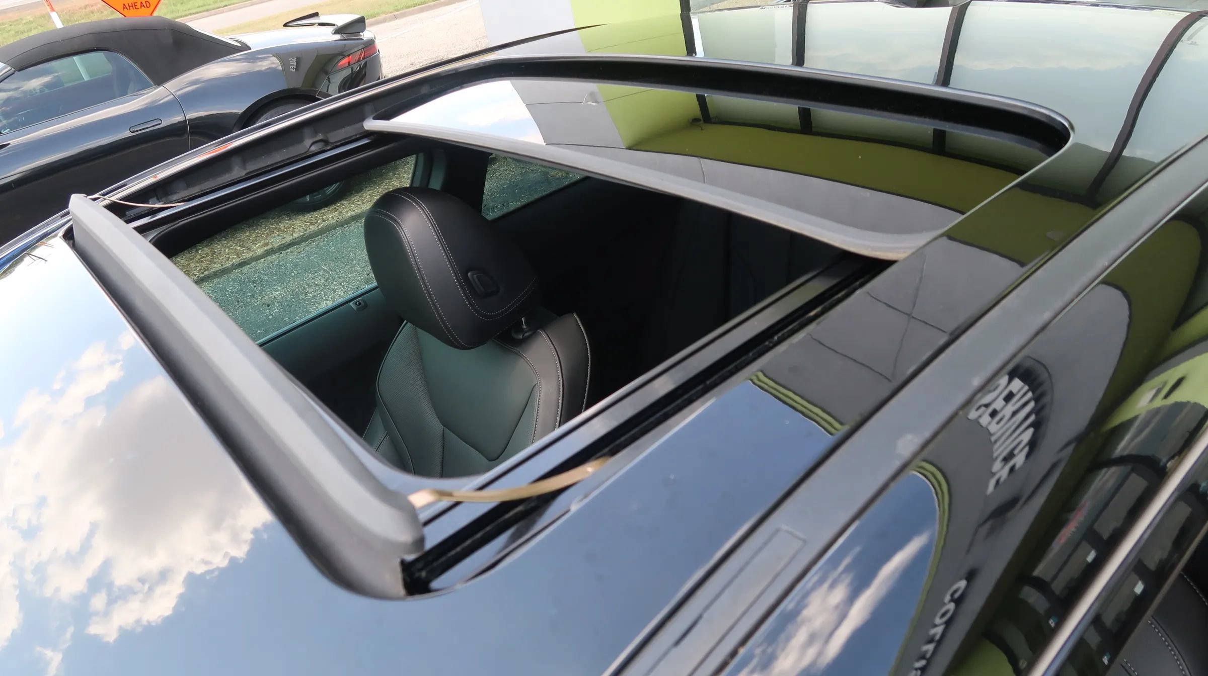 Used 2024 BMW 230i Coupe w/ Convenience Package RWD image 45