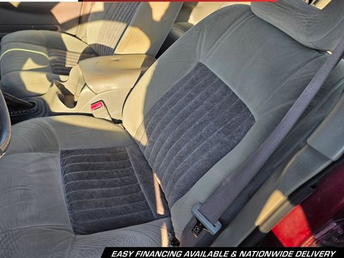 Used 2001 Chevrolet Impala LS w/ Preferred Equipment Group FWD image 9