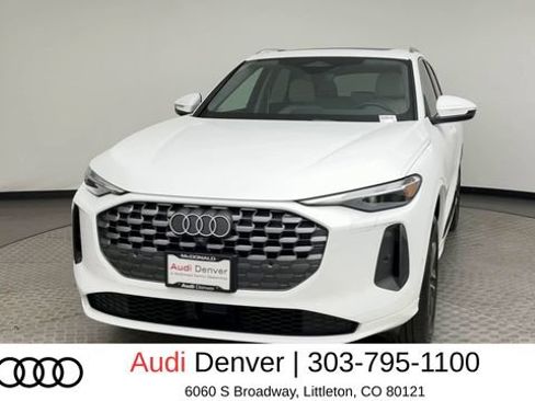 Used 2025 Audi Q5 Premium w/ 19" Wheel Package AWD/4WD image 7