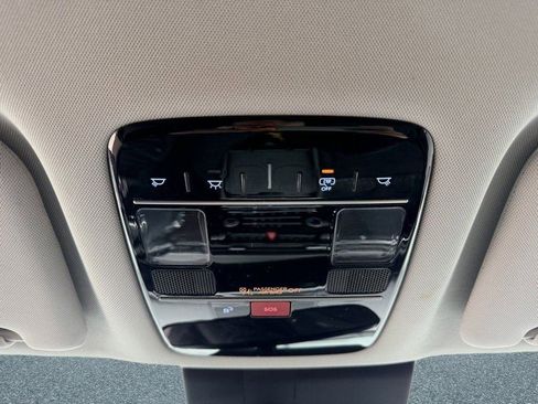 Used 2025 Hyundai Santa Fe SE image 27