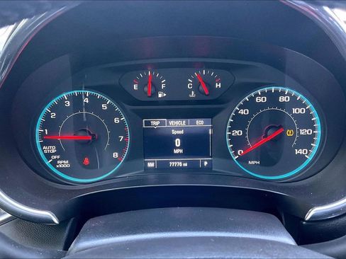 Used 2019 Chevrolet Malibu LT w/ Leather Package image 8