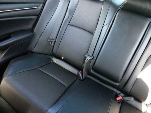 Used 2022 Honda Accord Sport image 12