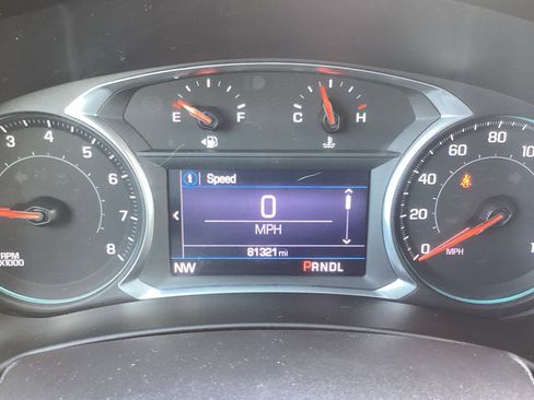 Used 2021 Chevrolet Equinox LT image 3