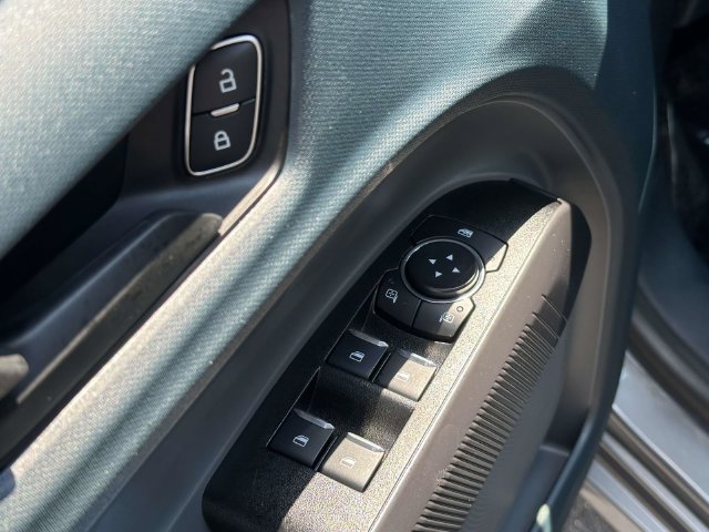 Used 2025 Ford Maverick Lobo AWD/4WD image 20