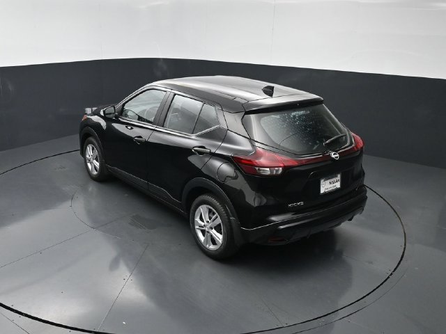 Certified 2025 Nissan Kicks Play S FWD image 24