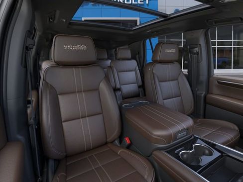 New 2026 Chevrolet Tahoe High Country AWD/4WD image 16