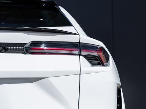 Used 2024 Lamborghini Urus Performante image 12