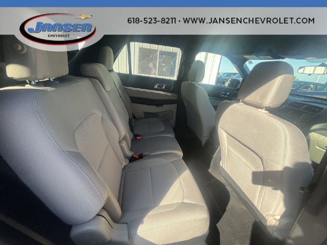 Used 2018 Ford Explorer XLT FWD image 26