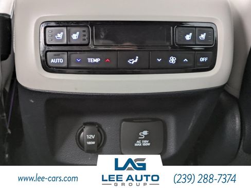 Used 2021 Hyundai Palisade Limited w/ Cargo Package AWD/4WD image 14