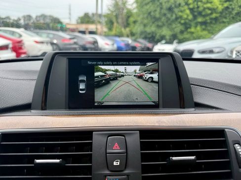 Used 2018 BMW 330i Sedan RWD image 16