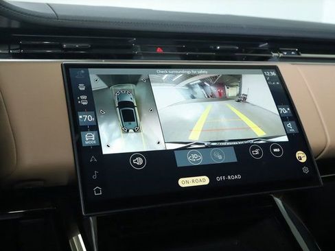 Used 2025 Land Rover Range Rover Sport Dynamic SE image 26