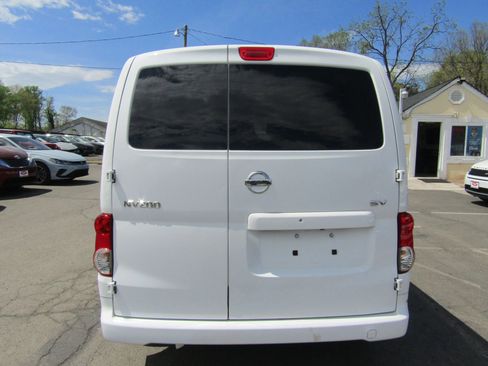 Used 2019 Nissan NV200 SV w/ Back Door Glass Package FWD image 6