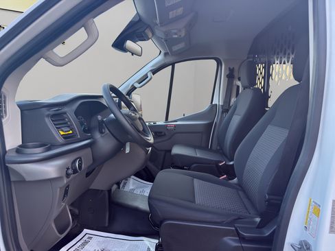 Used 2025 Ford Transit 250 Low Roof w/ Exterior Upgrade Package image 9