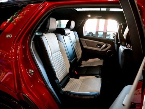 Used 2022 Land Rover Discovery Sport SE R-Dynamic image 25