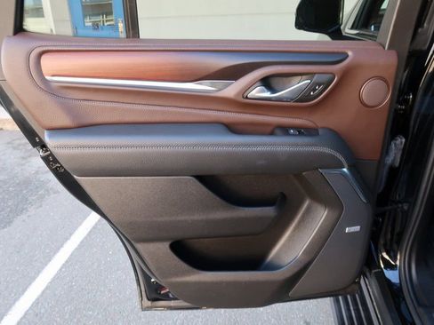 Used 2022 GMC Yukon Denali image 33