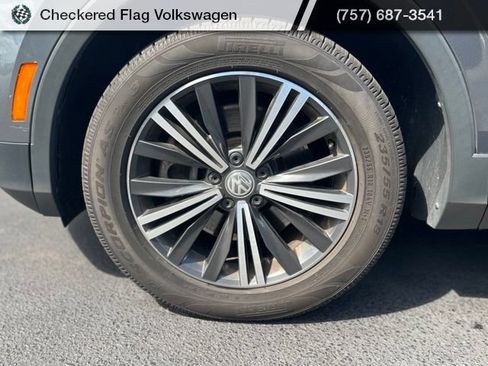 Used 2019 Volkswagen Tiguan SEL w/ 3rd Row Seat Package AWD/4WD image 5