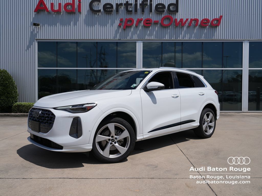 Used 2025 Audi Q5 Premium Plus w/ Premium Plus AWD/4WD image 1