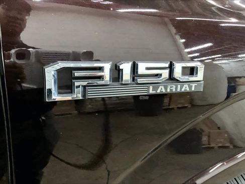 Used 2020 Ford F150 Lariat w/ FX4 Off-Road Package image 11