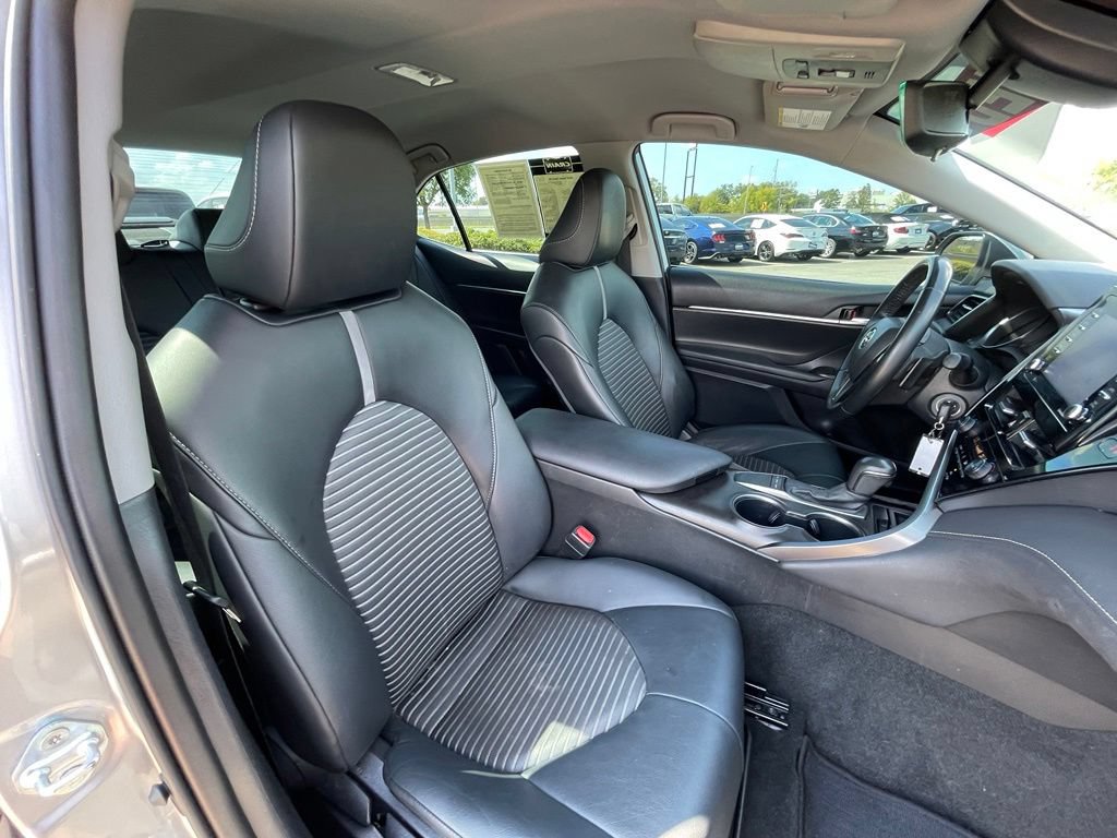 Used 2023 Toyota Camry SE FWD image 28