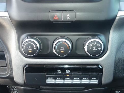 Used 2019 RAM 5500 SLT w/ Quick Order Package 2YG SLT image 27