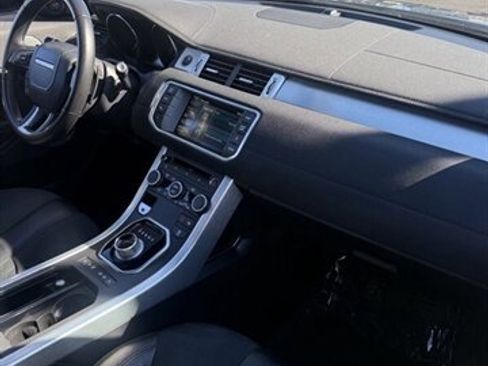 Used 2015 Land Rover Range Rover Evoque Pure image 6