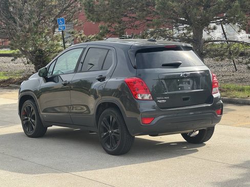 Used 2020 Chevrolet Trax LS w/ Tint and Cruise Package AWD/4WD image 4