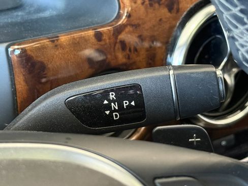 Used 2013 Mercedes-Benz GLK 350 4MATIC image 18
