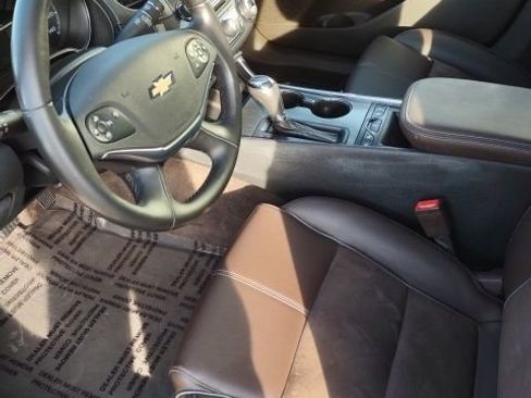 Used 2014 Chevrolet Impala LT image 11