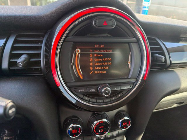 Used 2017 MINI Cooper 2-Door Hardtop FWD image 4