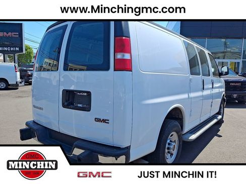 Used 2024 GMC Savana 2500 w/ Driver Convenience Package RWD image 6