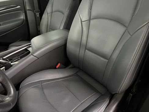 Certified 2021 Buick Enclave Essence w/ Sport Touring Edition image 20